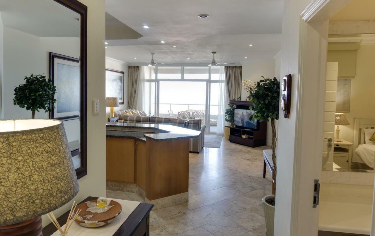 Apartment 302 Oyster Schelles - By In Umhlanga
