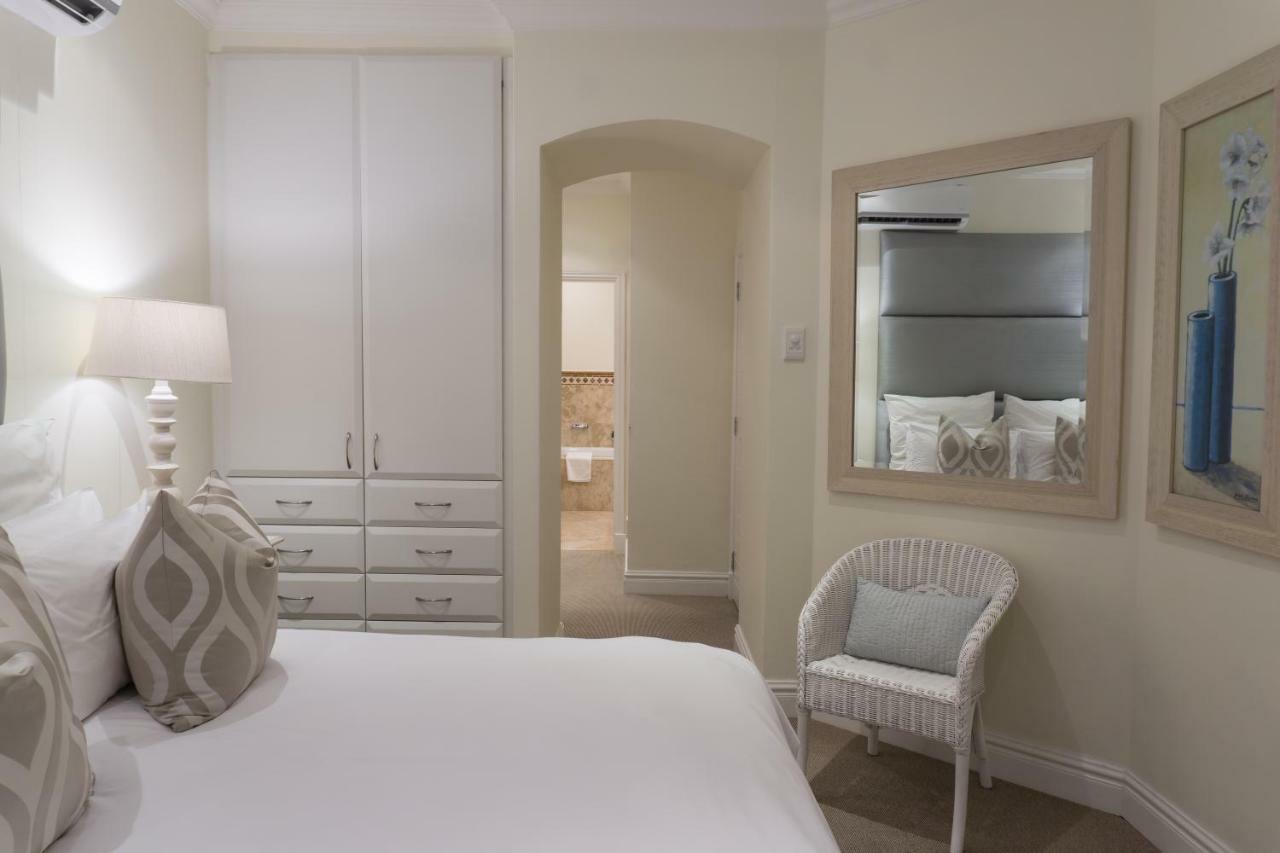 Apartment 302 Oyster Schelles - By In Umhlanga