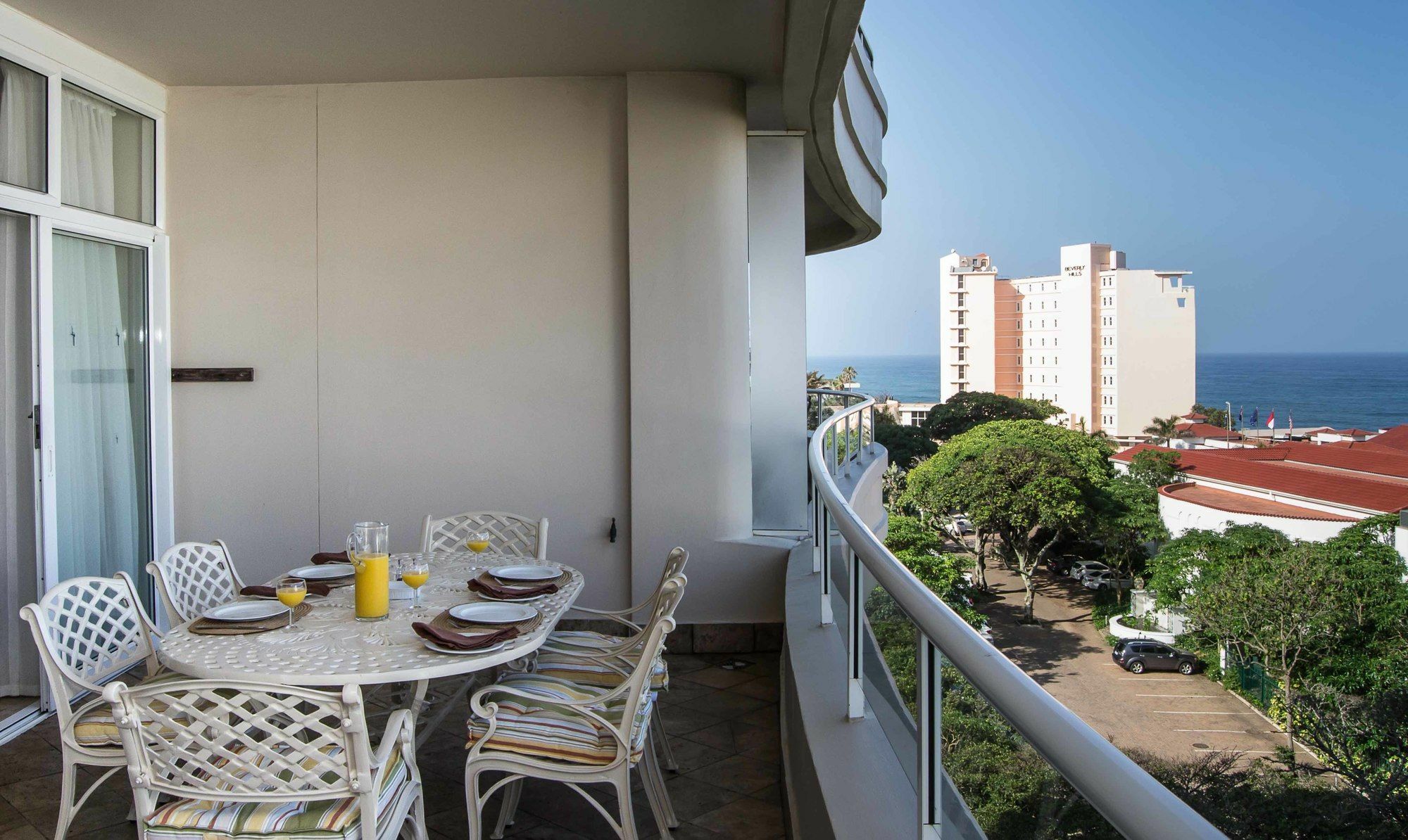 Apartment 302 Oyster Schelles - By In Umhlanga Durban